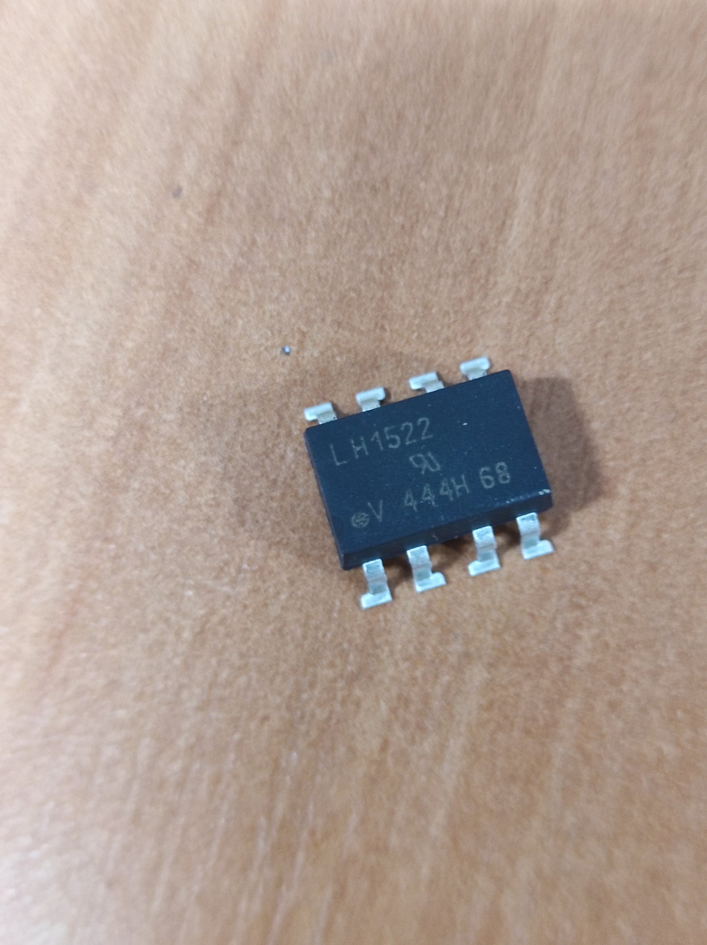 RELAY LH1522AAC VISHAY